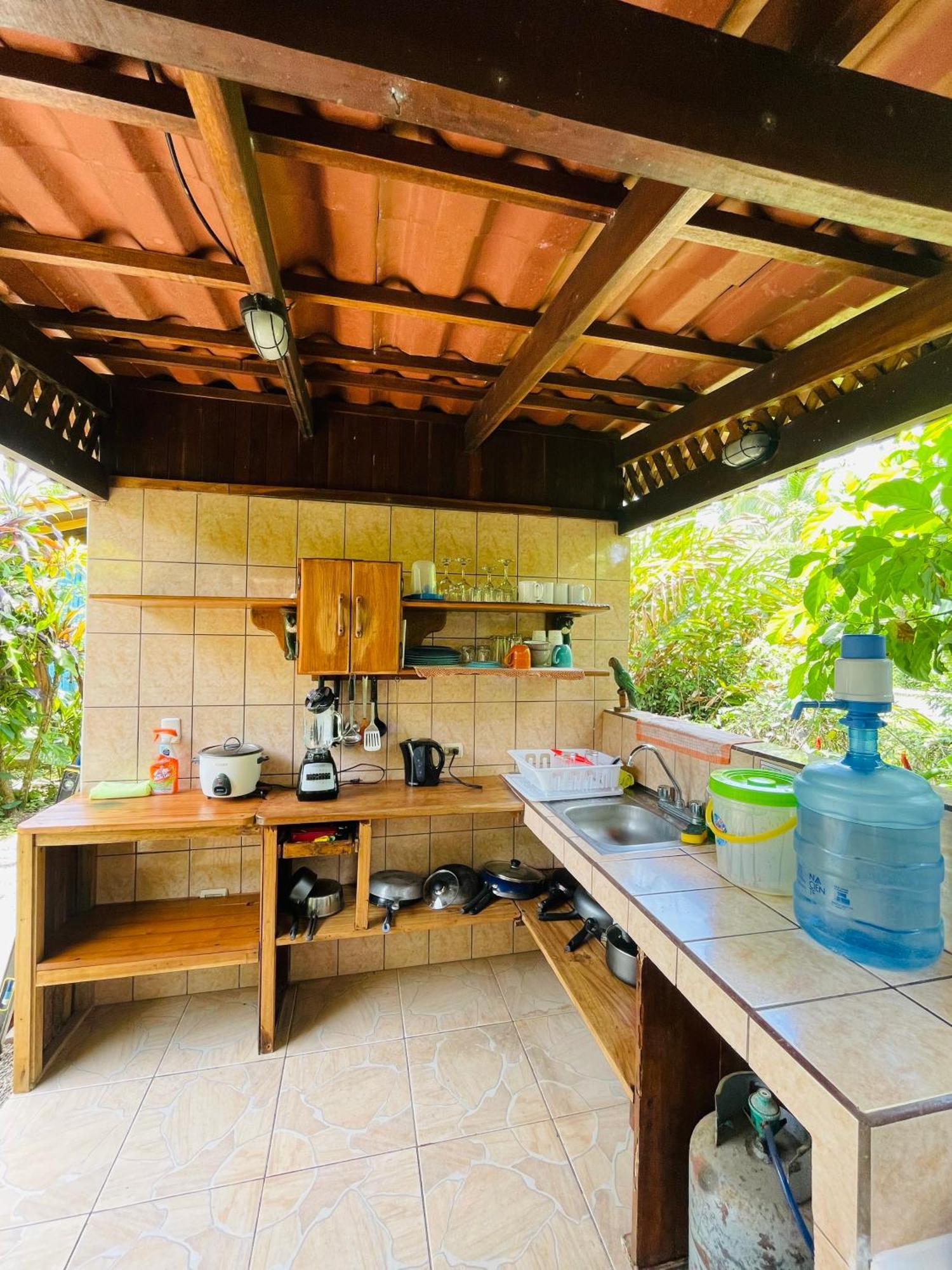Pangea Lodge Tropical Vibe Home With Shared Pool Мансанільйо Екстер'єр фото
